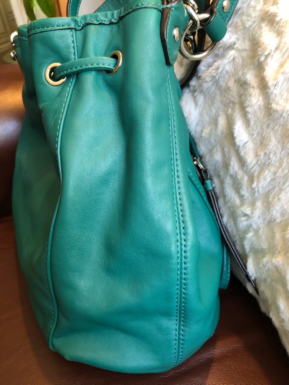 COACH Jade Green Leather Drawstring Shoulder Bag - Picture 6 of 14